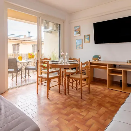 Face à La Appartement